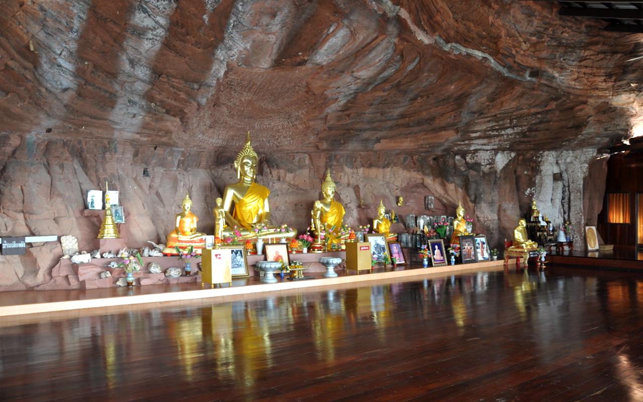 Level Five Cave: Buddha Images & Pilgrims’ Rest