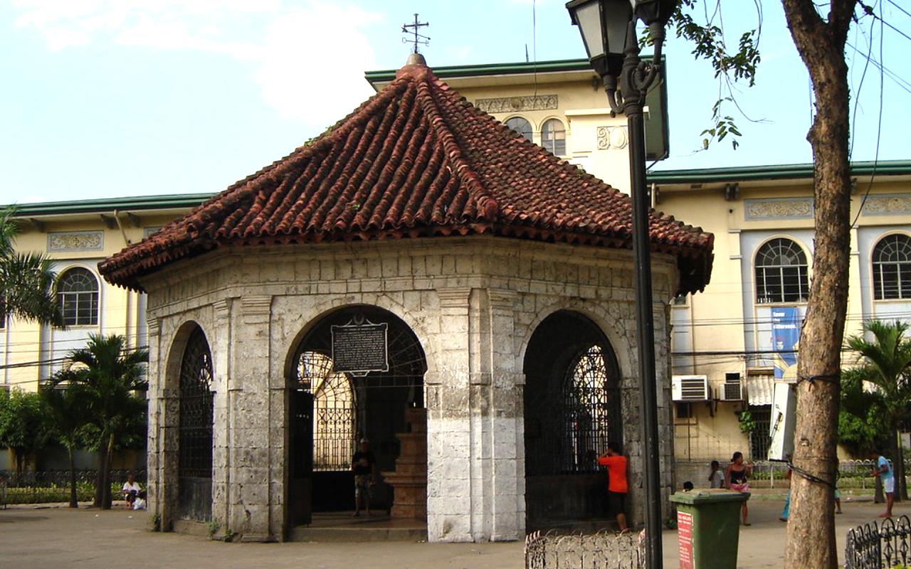 Magellan Cross