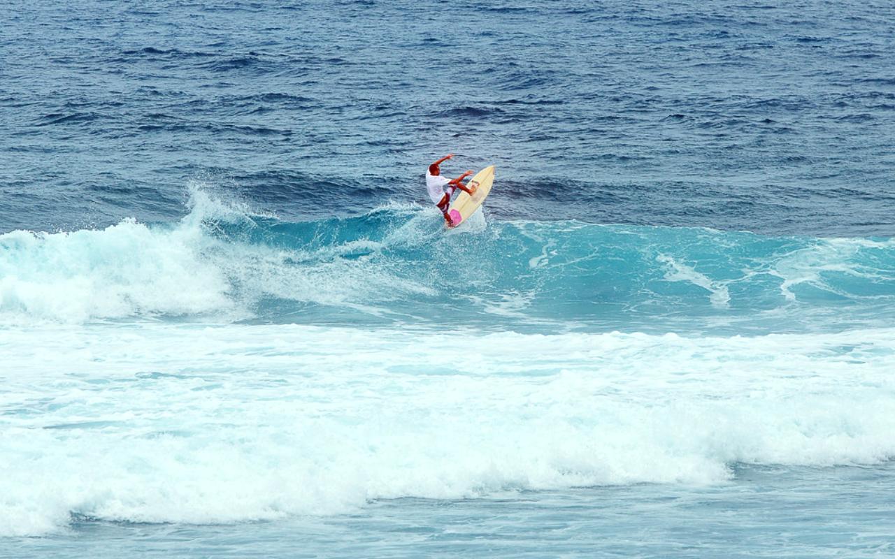 Surfing at Siargao Island