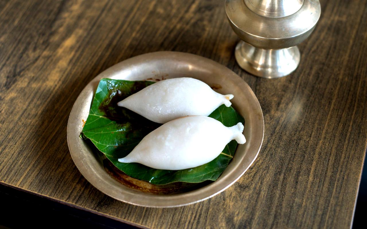 Yomari