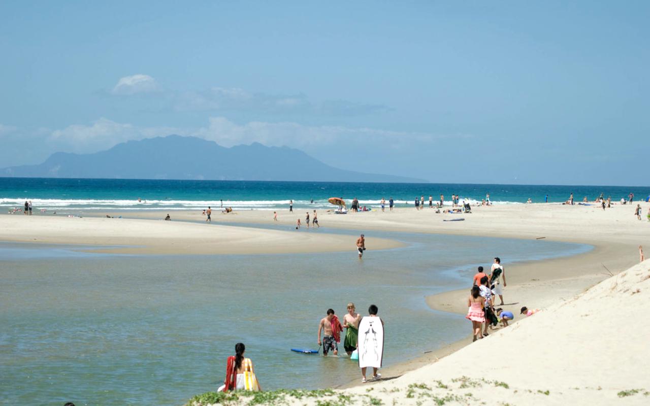 Pakiri Beach