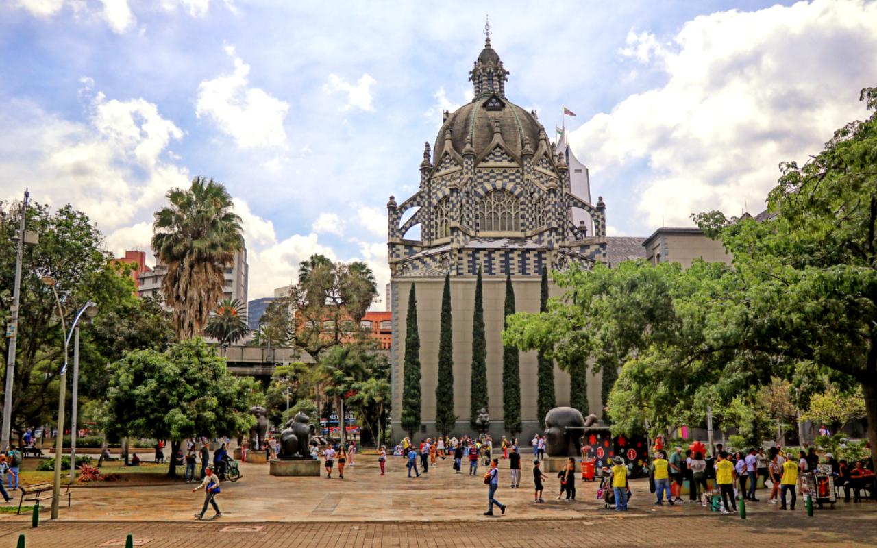 Plaza Botero