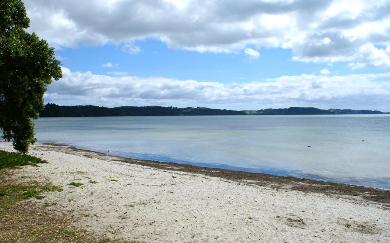 Snells Beach